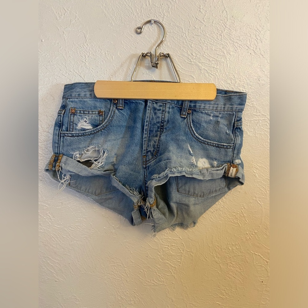 One x oneteaspoon shorts